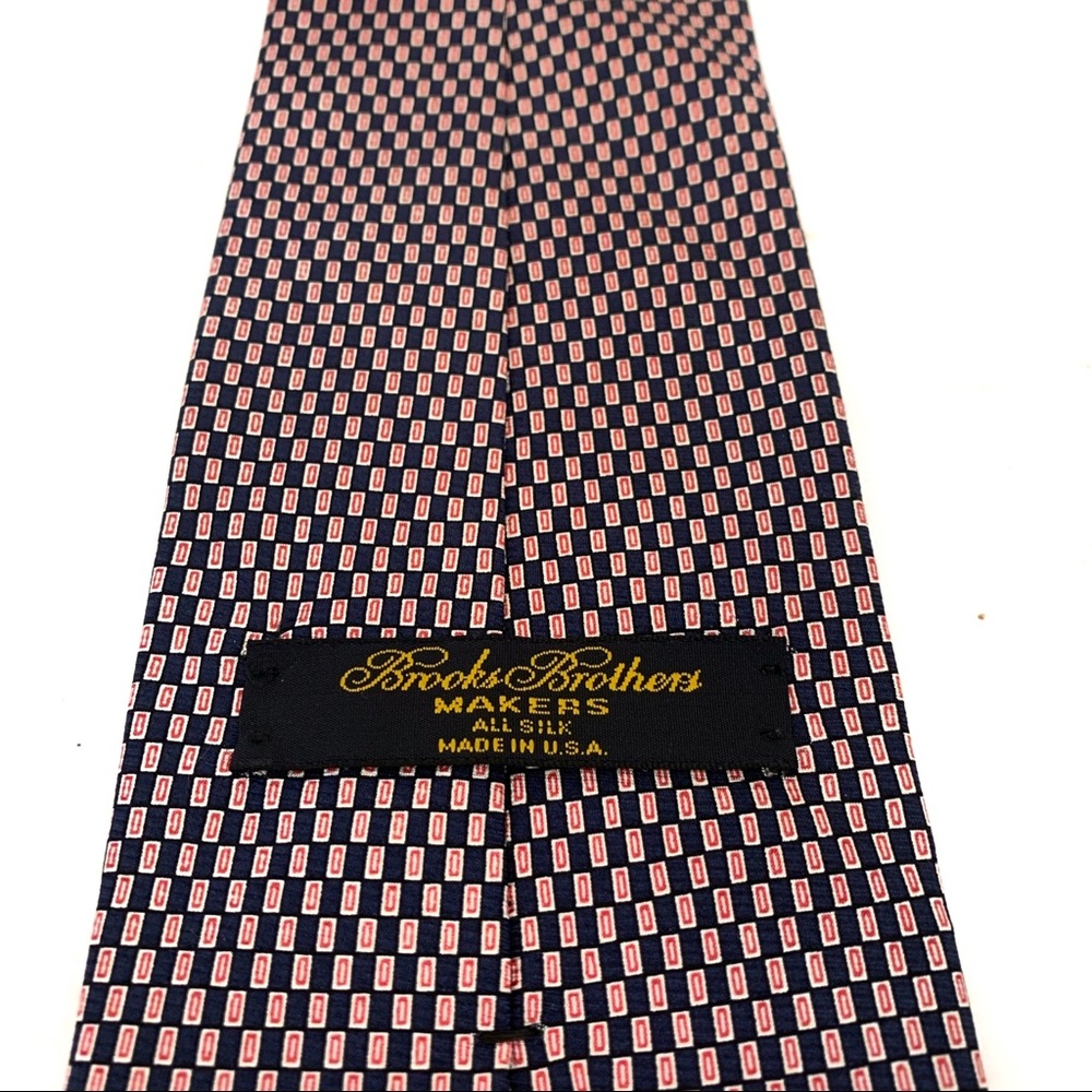 Brooks Brothers All Silk Navy & Red Print Tie